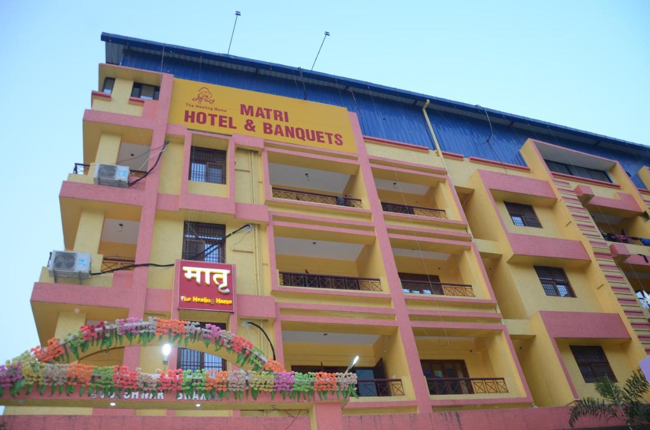 Matri Hotel&Banquets Patna  Bagian luar foto